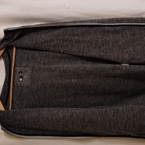 NFL Women's Gray Team Apparel. In Excelent Conditions!!! - Picture 14 of 14